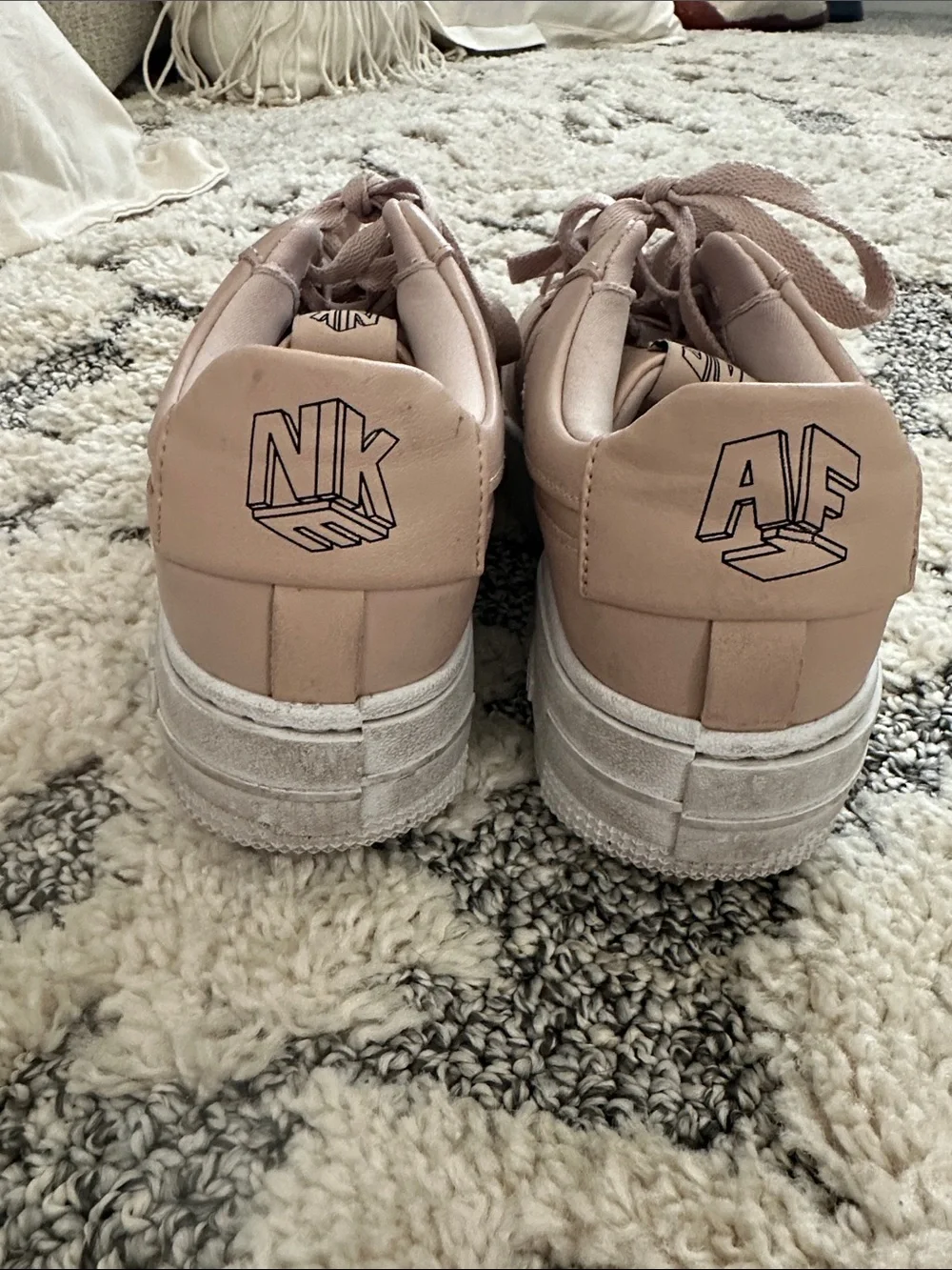 Nike Women's Air Force 1 Pixel in Particle Beige size 8.5